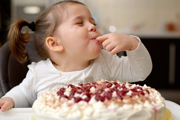 11. Вы хоть раз облизывали пальцы после еды?