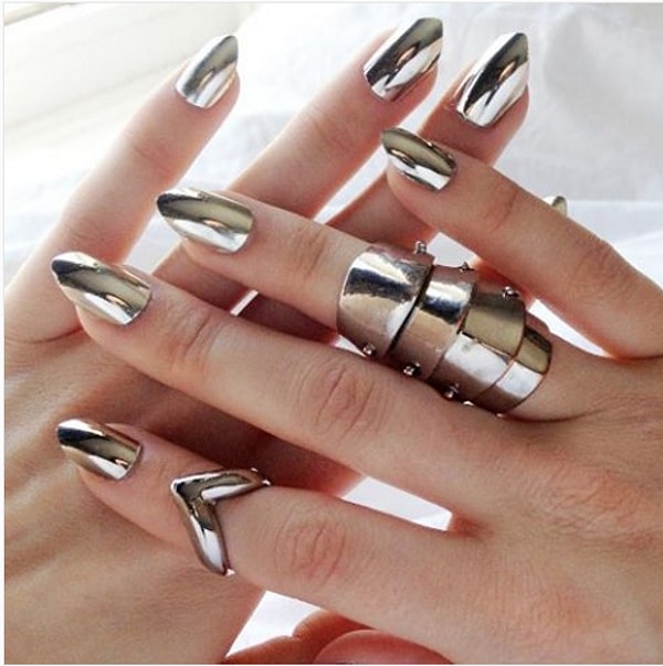 4. Чистый металлик - просто и гламурно