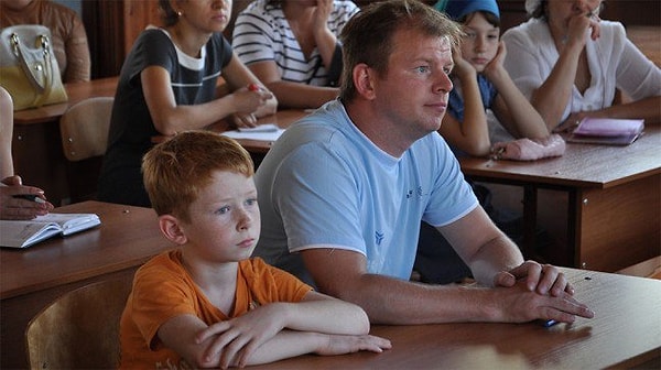 10. Могли бы вы пойти в первый класс, уже будучи взрослым?
