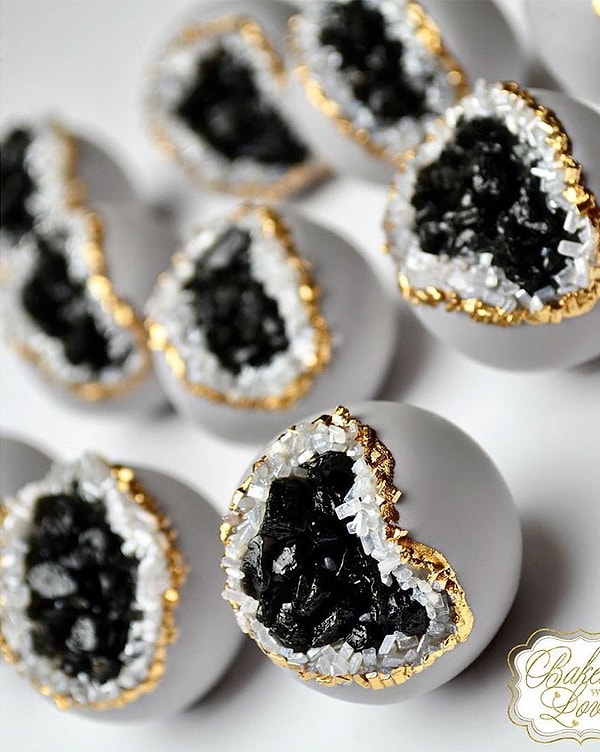 4. Необычно, красиво и аппетитно одновременно