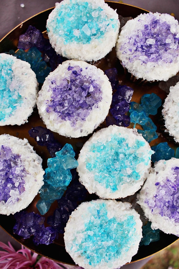 11. Интересно и необычно. Чем-то напоминает усовершенствованное рафаэлло