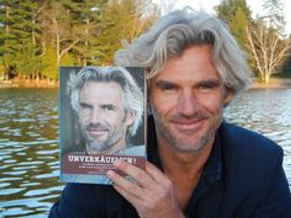 9. Бобби Декейсер - 52 года