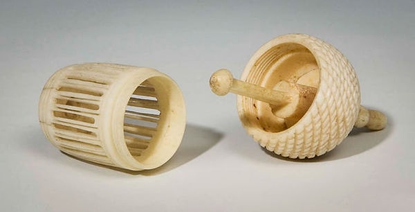 1. Что делали с помощью этой вещицы?