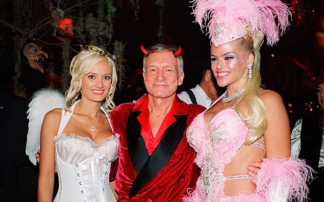 Teksas'ın köhne striptiz kulüplerinde başlayan yolculuğu, Playboy'un ışıltılı kapaklarına ve Hugh Hefner'ın malikanesine kadar ulaşmıştı. O artık Hollywood'daydı.
