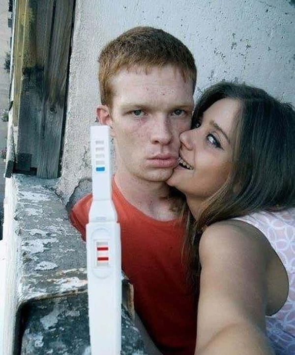 4. Он выглядит так взволнованно.