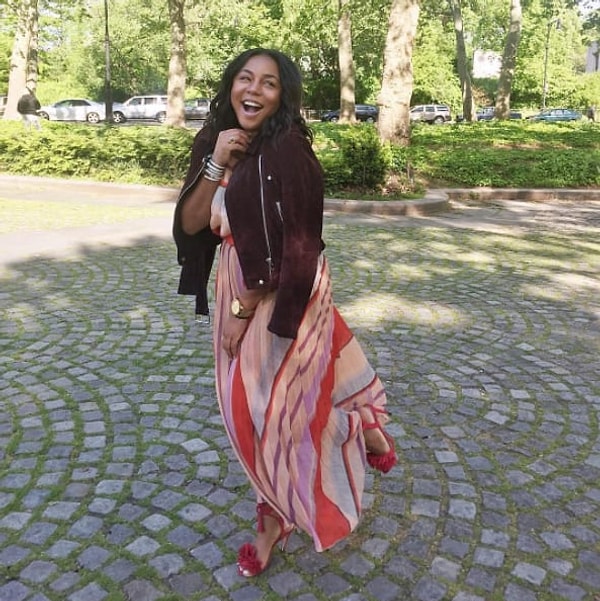 3. Обувь может не только стать основой образа, но и испортить всё впечатление о нём. Носите яркие кроссовки, каблуки, ну или хотя бы регулярно ухаживайте за своей обувью.