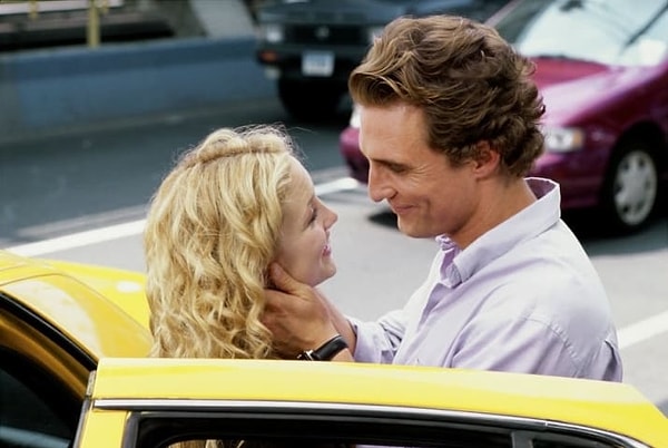 19. И наконец, почему-то парень всегда понимает, что любит девушку, когда она уже собралась переезжать в другой город