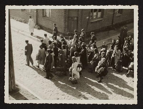 1944, Yahudi yerleşim bölgelerinde toplu sürgün