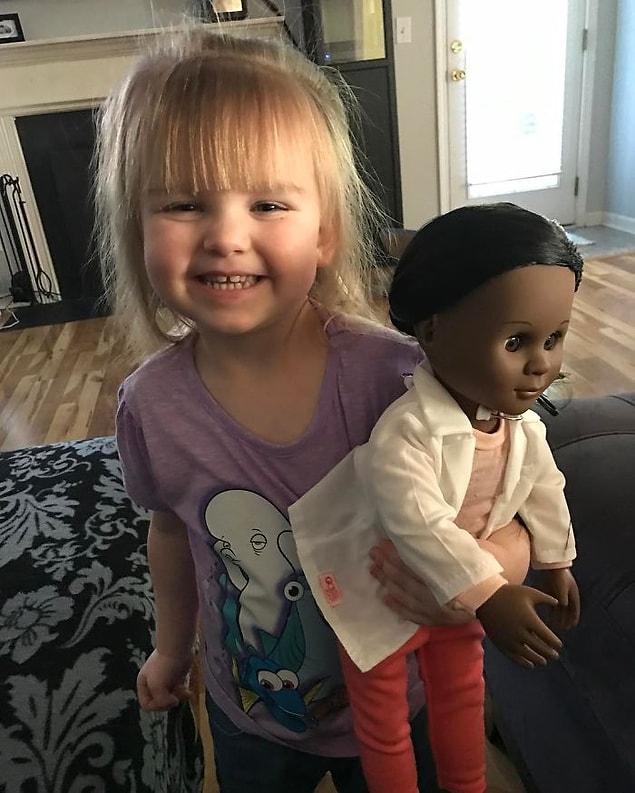 ABD'nin South Carolina eyaletinde yaşayan Sophia Benner sadece 2 yaşında. Büyüyünce doktor olmak istiyor.