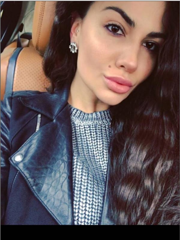 2. Практически с самого начала выделились три участницы: Даша, Мадина и Снежана.