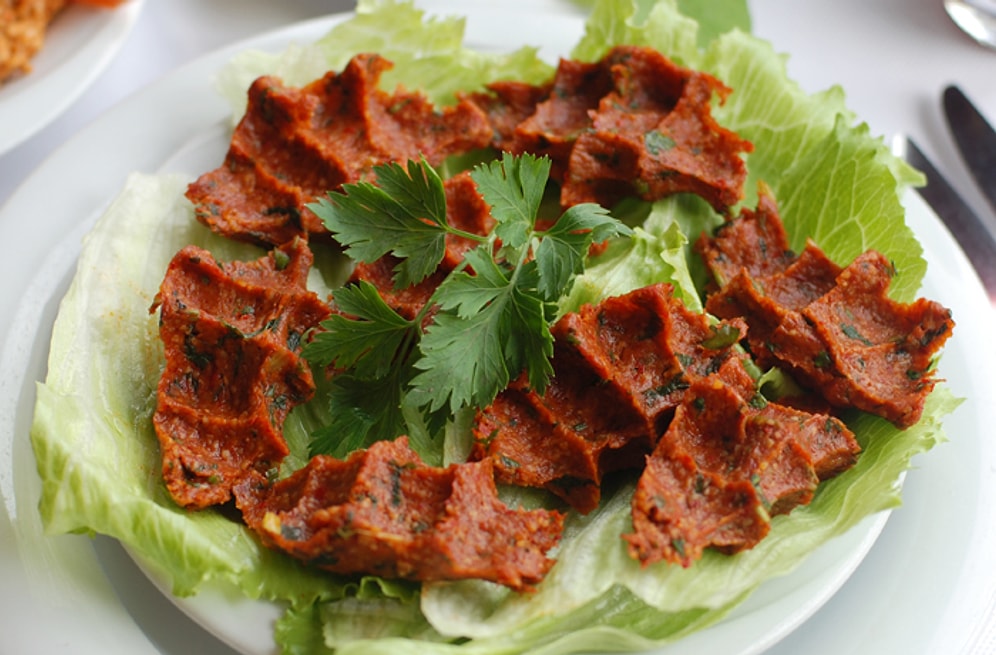 Milli Yemeğimiz Haline Gelen Çiğ Köfte Nasıl Yapılır ?