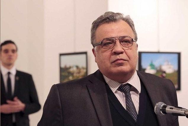 16. A photograph that immortalized the last moments of Andrey Karlov.