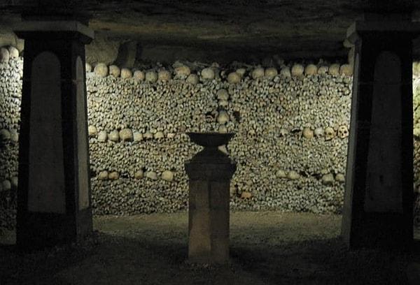 15. Yeraltı Mezarları, Fransa