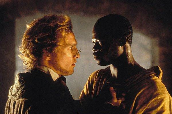 15. Amistad filmindeki köle rolü ilk olarak Denzel Washington ve Cuba Gooding, Jr.'a teklif edildi.