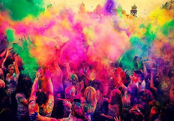 2. Hindistan'ın en renkli eğlencesi Türkiye'ye geldi: HoliFest