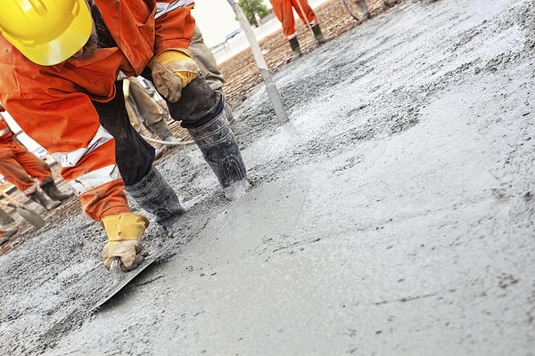 4. Какая разница между цементом и бетоном?