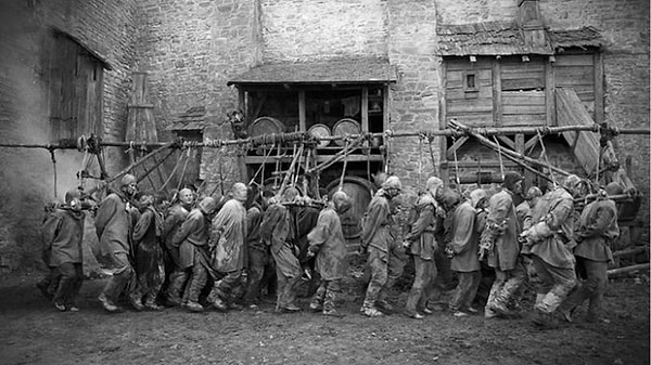 2. Уже мурашки по коже