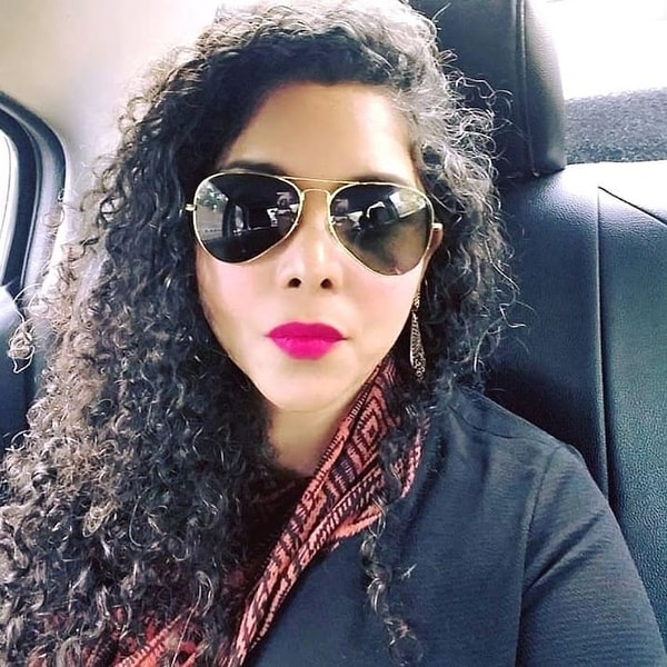 6. Несмотря на то, что Рана получает множество подобных сообщений от мужчин онлайн, она решила выступить именно против Лала, потому что он самым наглым образом писал ей со своего личного аккаунта, на аватарке которого стояло его фото со своей собственной женой