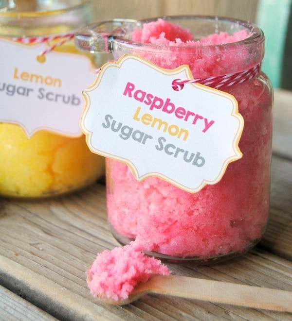 1. Малиновый сахарный скраб