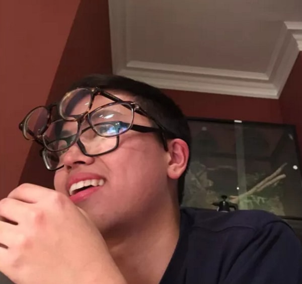 8. Примерно так вы чувствуете себя в кинотеатре во время 3D сеанса