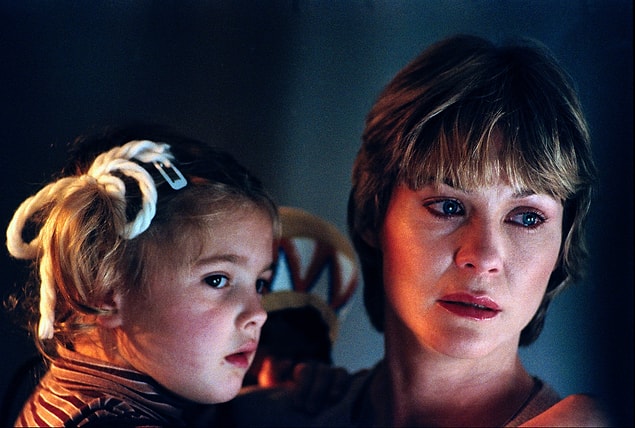 7. In E.T, no adult faces were shown except Elliot's mother until the last 30 minutes of the film.
