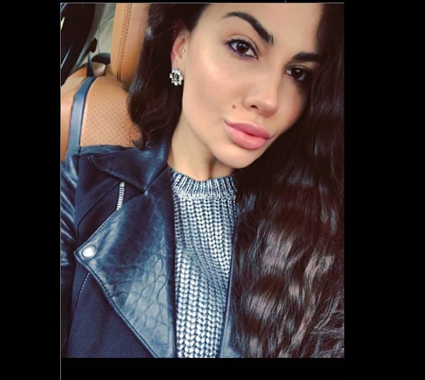 6. Это роза первого впечатления Мадина…