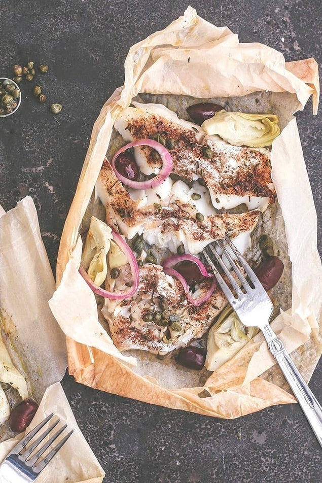 16. En papillote usülü Akdeniz mezgiti.