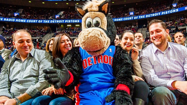 12. Detroit Pistons / Hooper the Horse