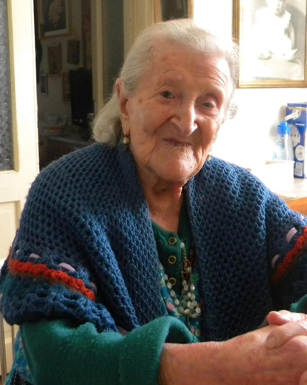 9. Ее врач, Карло Бава, описывает ее как спокойную, сильную женщину: