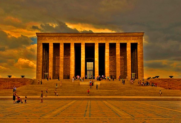 4. Ankaranın en önemli simgesi: Anıtkabir