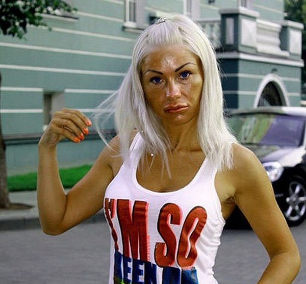 15. Белокурая красотка