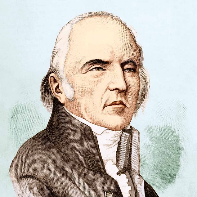 Bir başka yanlış bilgi ise Darwin'in evrim teorisini şekillendiren ilk bilim insanı olduğudur.