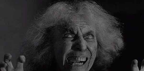 7. Неожиданное появление чего-то страшного на экране