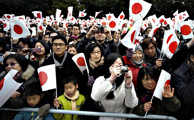 Japonlar çok çalıştıkları ve izin günlerini kullanmadıkları için hükümet resmi tatil günleri uydurur.