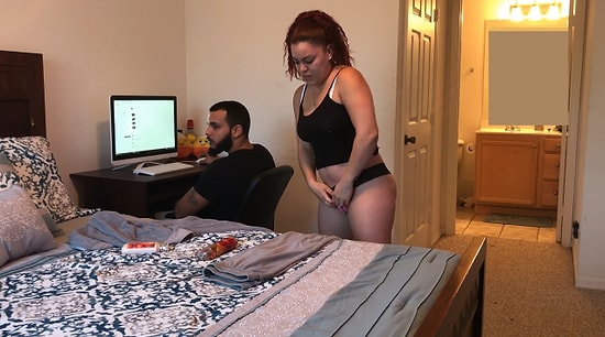 Kız Arkadaşının İç Çamaşırını Kaşıntı Tozuyla Dolduran Adam