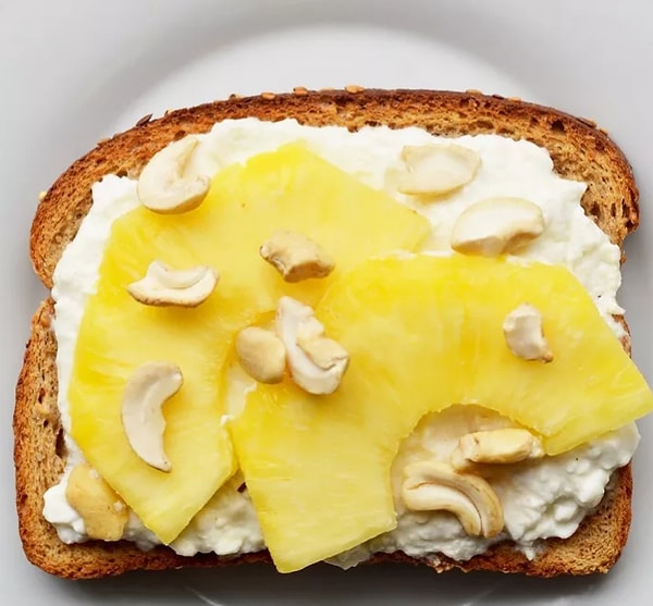 11. Ананас + сливочный сыр + кешью