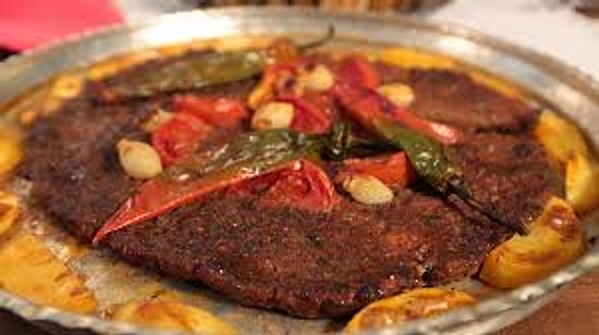 En Pratik Kebap : Tepsi Kebabı Nasıl Yapılır?