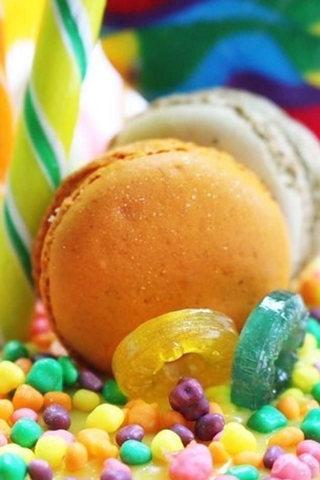 6. She makes music-inspired celebration cakes too, like this colourful, Beatles-inspired sponge.