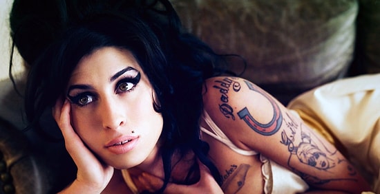 Топ-9 теорий заговоров о загадочной смерти звезд