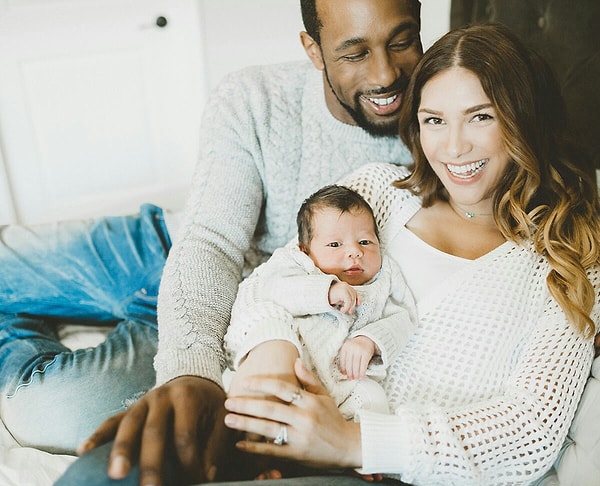 10. Аллисон Холкер и Стивен Стэннерт назвали сына Мэддокс - с уэльского Maddox - счастливый