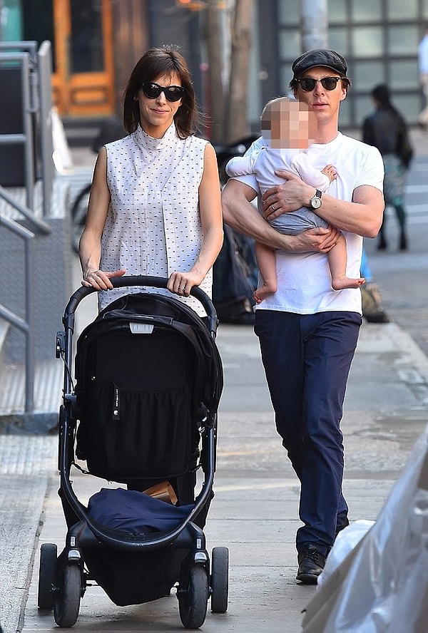 2. Бенедикт Камбербэтч и Софи Хантер назвали своего второго сына (он родился 3 марта этого года) Хэл - от немецкого Hal - сильное семейство