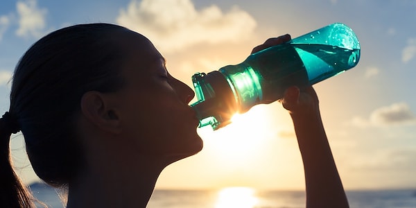 10. Пейте достаточное количество воды