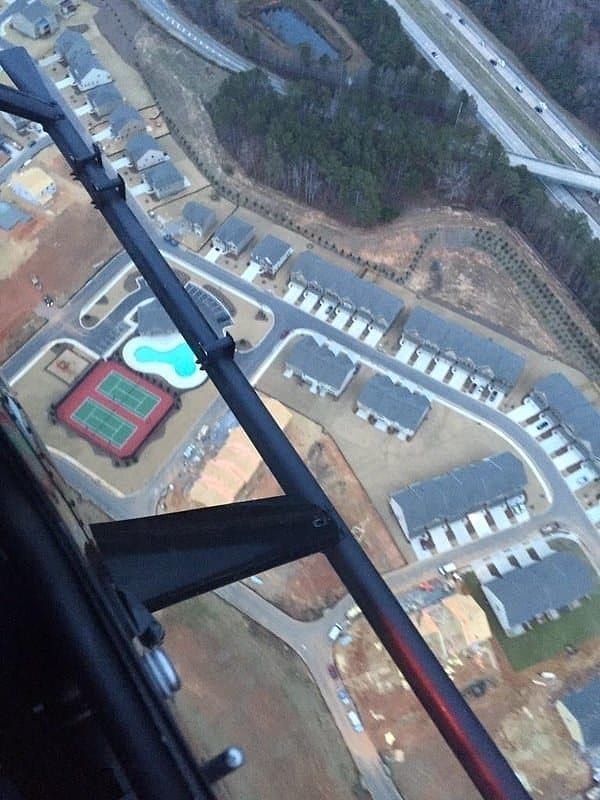 15. Некоторые бассейны более миниатюрные, но всё та же знакомая форма...