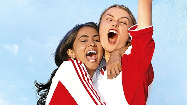 6. Играй, как Бекхэм (2002)