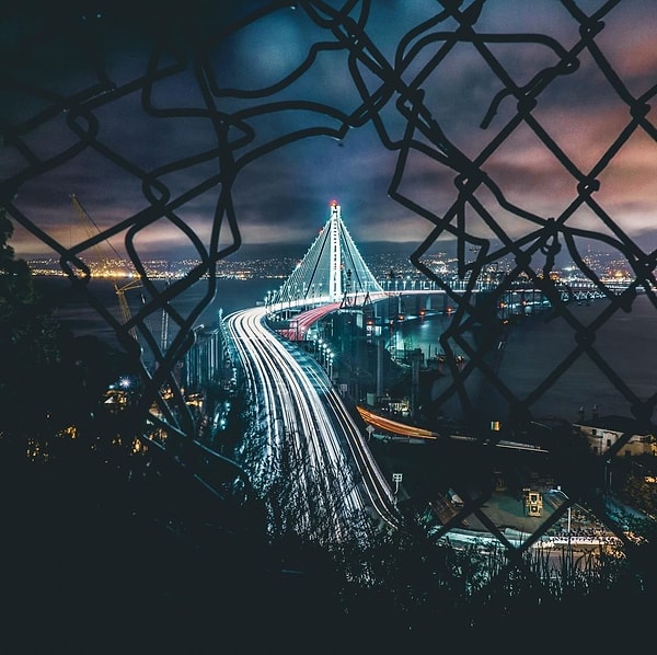 4. Что вы чувствуете, глядя на это фото?