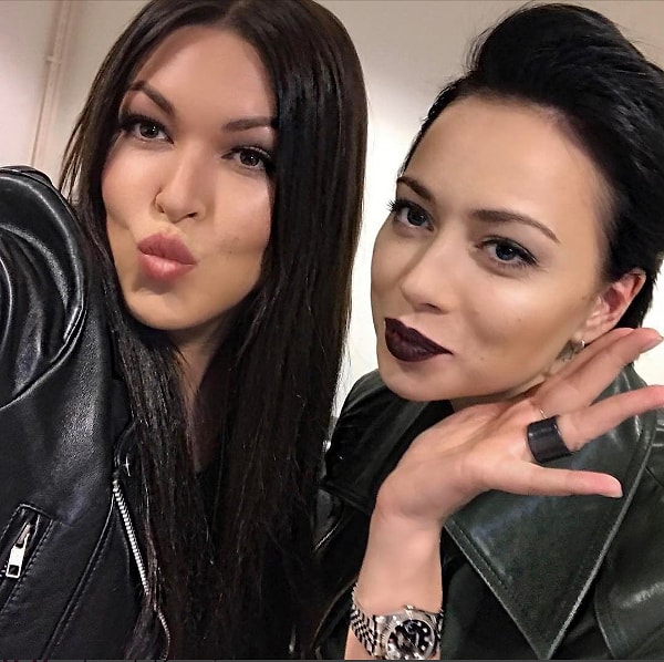 5. Из вещей пропало бабушкино кольцо, часы Rolex и крупная сумма денег, предназначенная для оплаты квартиры.