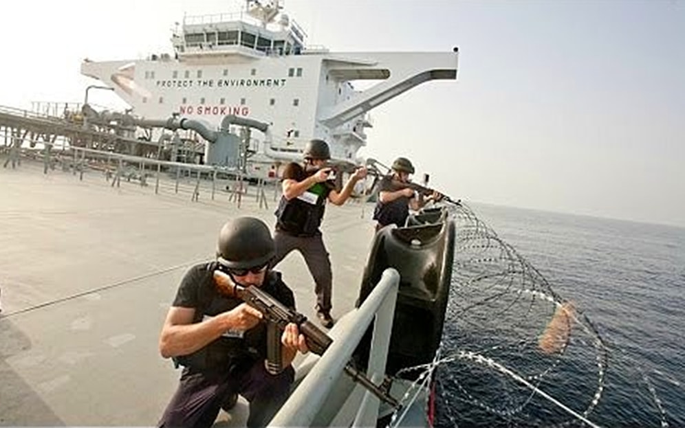 Somalili Korsanların Kargo Gemisini Ele Geçirmelerine İzin Vermeyen Güvenlik Güçleri