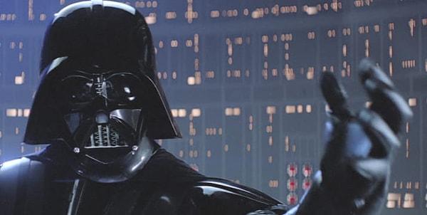 31. Luke ve Darth Vader hakkındaki gerçeği, Bölüm V çıkana kadar neredeyse kimse bilmiyordu.