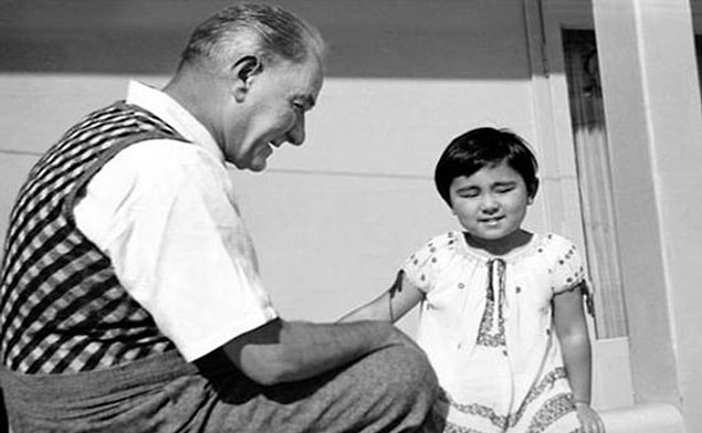 8. "Büyük başarılar, değerli anaların yetiştirdikleri seçkin çocukların yardımıyla meydana gelir."