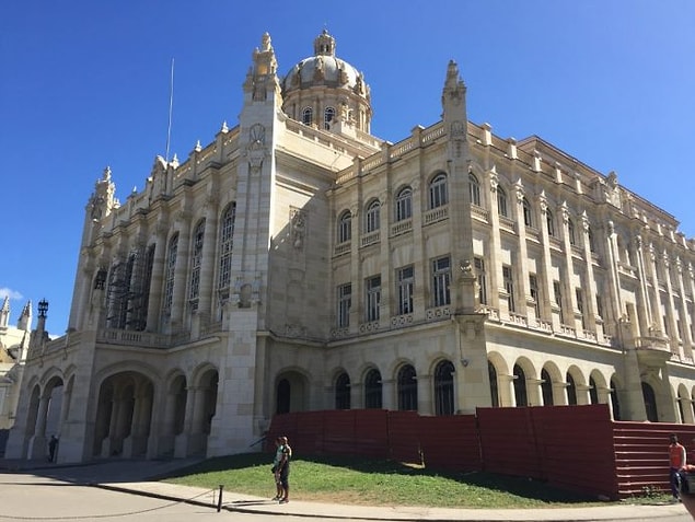 11. Museo de la Revolucion